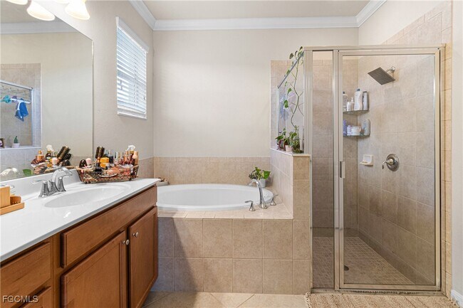 Building Photo - 11656 Eros Rd