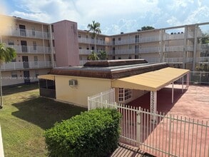 Building Photo - 2800 NW 56th Ave