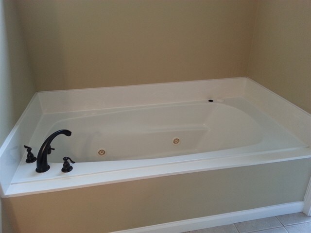 Building Photo - 609 Two Gait Ln