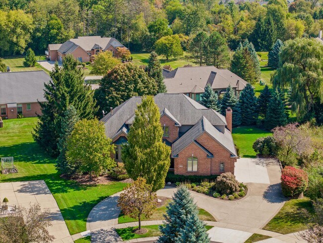 Building Photo - 7040 Royal Villa Ct