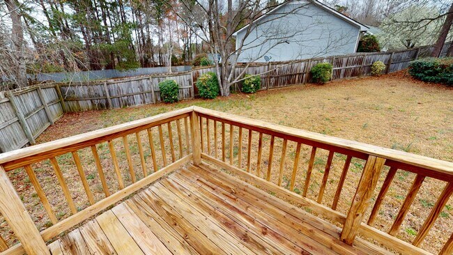 Building Photo - Updated 4 Bedroom w/ Privacy Fence in Jack Britt School District!