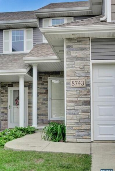 Building Photo - 8743 Remi Dr