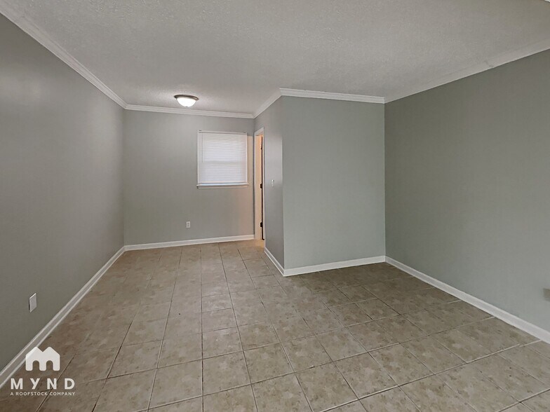 Building Photo - 1416 Painter Pl
