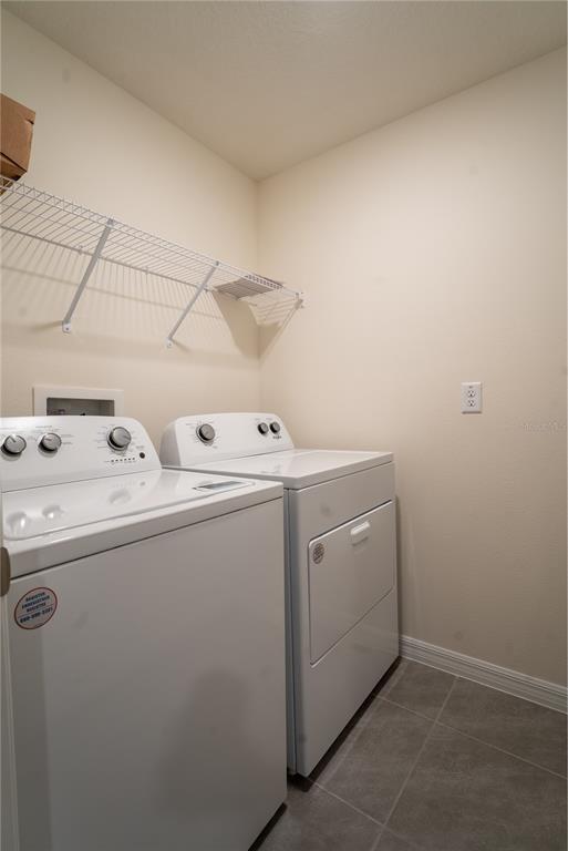 Building Photo - 9206 Sapphire Crk Pl