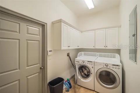 Building Photo - 30442 Island Club Dr