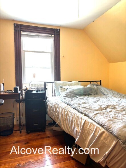 Building Photo - 36 Foskett St