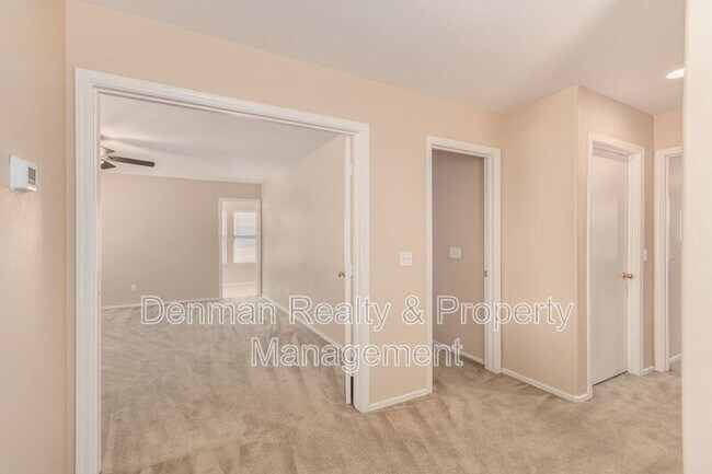 Building Photo - 6316 W Branham Ln