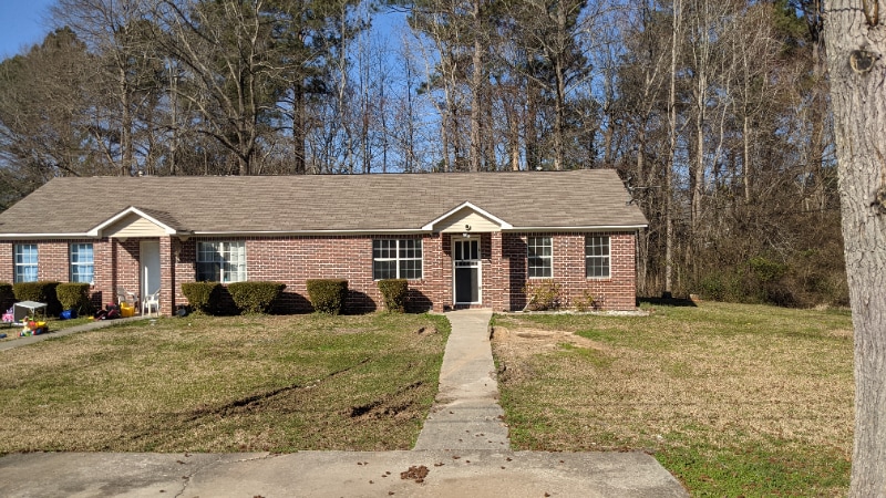Primary Photo - 110 Jay Ln
