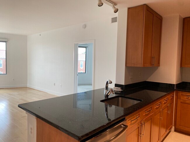 Building Photo - 4101 Albemarle St NW