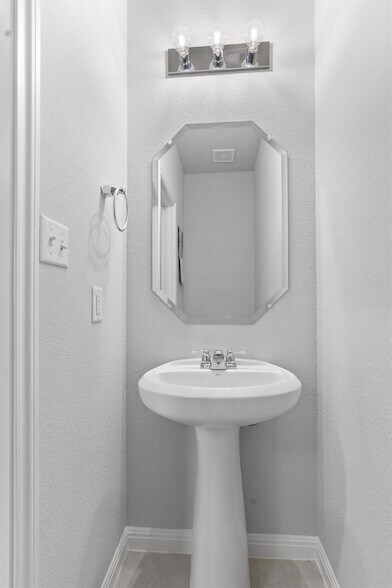 Building Photo - 13104 Cerro Castellan Trace