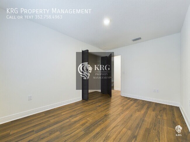 Building Photo - 8352 SE 158th Pl