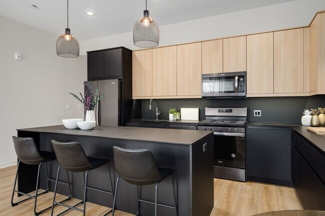 Building Photo - 284 Stonington Dr