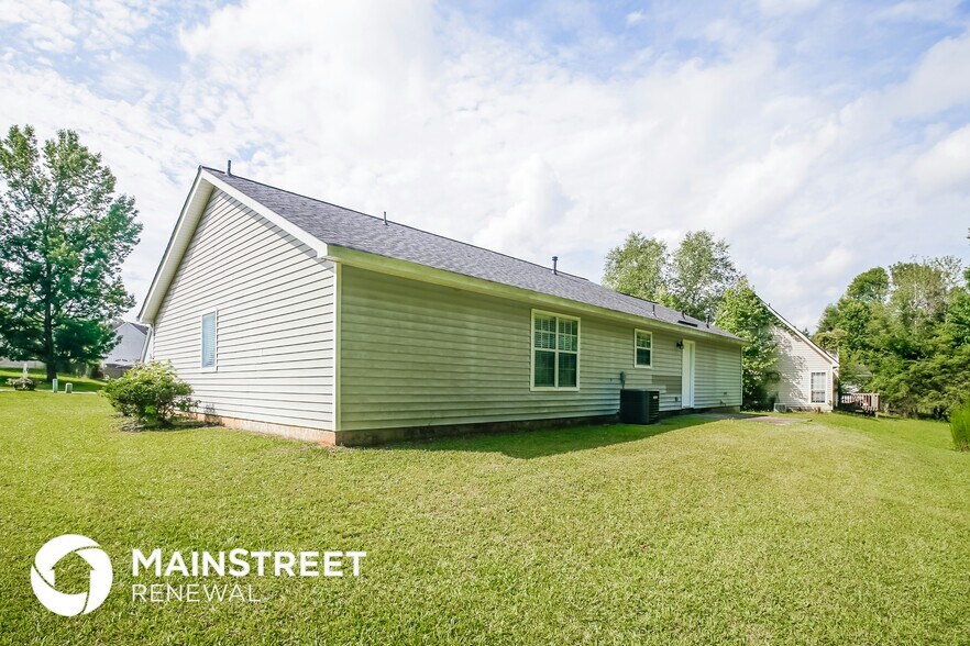 Building Photo - 370 Flint Ridge Ct