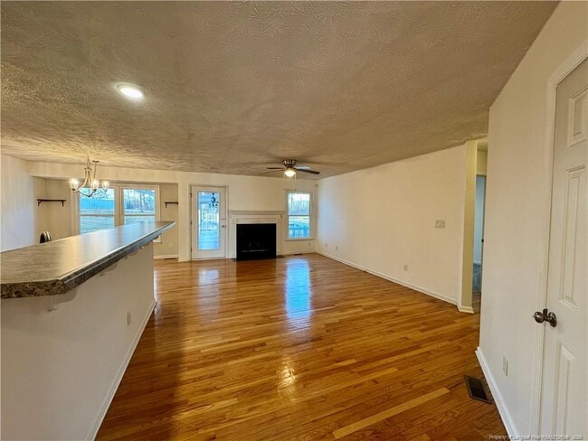 Building Photo - 115 Zane Dr