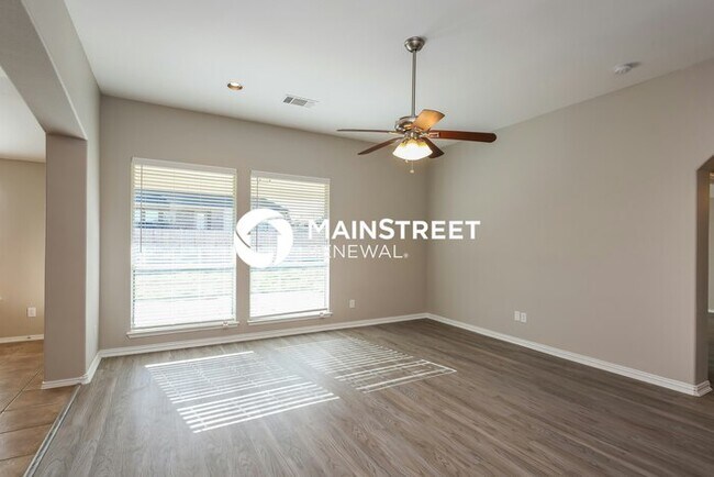 Building Photo - 3 Bedroom Pet-Friendly Home in Mansfield, TX with Main Street Renewal