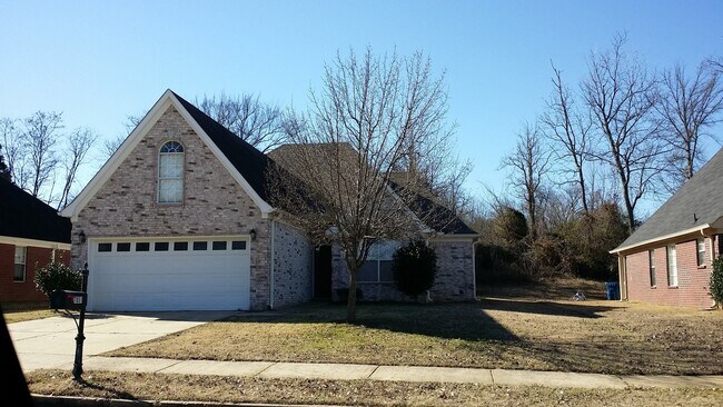 Building Photo - ALEXANDERS CROSSING SUBDIVISION
