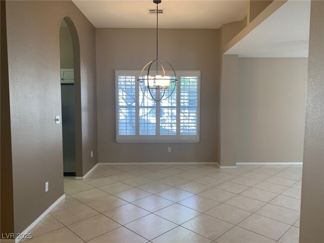 Building Photo - 5021 Glenarden Dr
