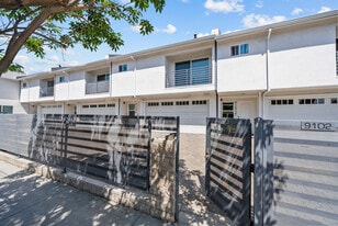 Building Photo - 9104 Burnet Ave