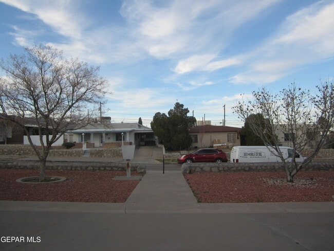 Building Photo - 3606 Taylor Ave