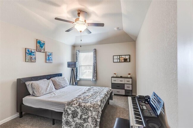 Building Photo - 3721 Royal Tern Ct