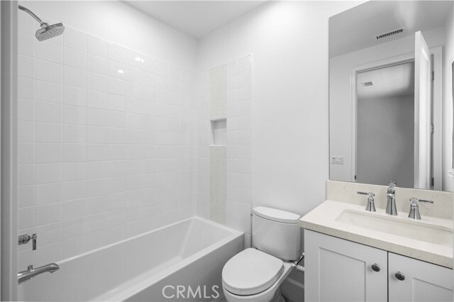 Building Photo - 220 Fiore