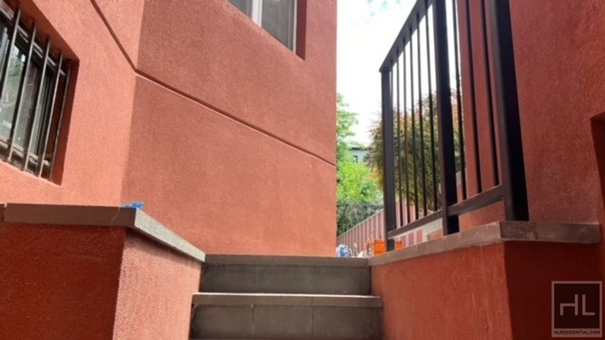Building Photo - 100% GUT RENOVATED DUPLEX  with PRIVATE GA...
