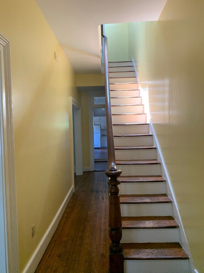 Building Photo - Spacious 2-Story Home In Historic Church H...