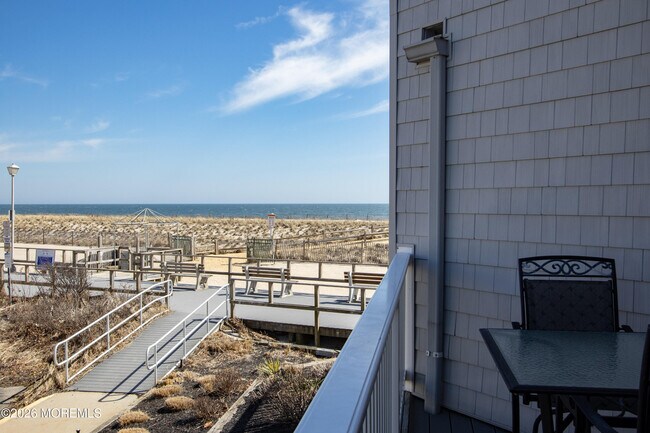 Building Photo - 900 Ocean Ave