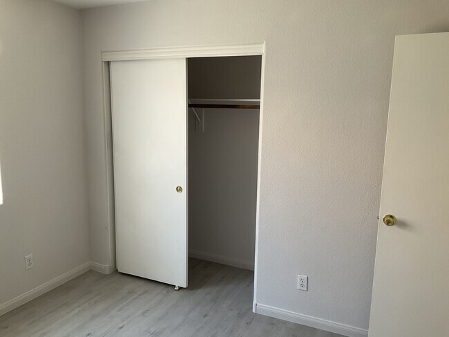 Building Photo - 9575 Windborne Ave