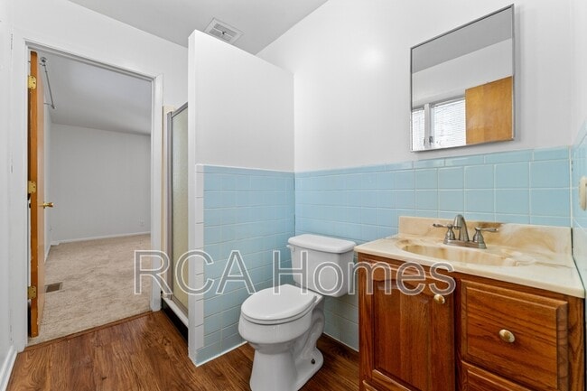 Building Photo - 423 Jenny Ln