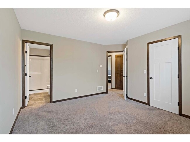 Building Photo - 7713 Lambert Cir NE