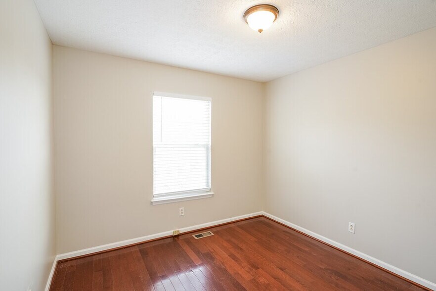 Building Photo - 125 Cartwright Pkwy