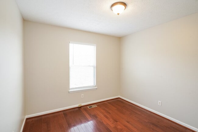 Building Photo - 125 Cartwright Pkwy