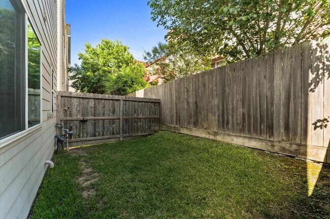 Building Photo - 312 Eado Park Cir