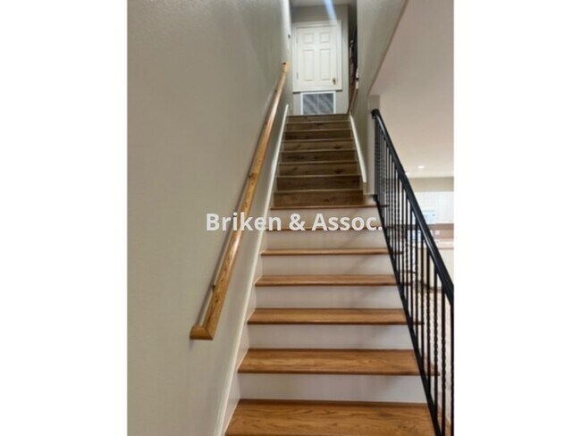 Building Photo - 4110 Weaver Rd