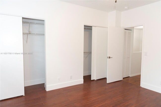 Building Photo - 150 SW 96th Terrace