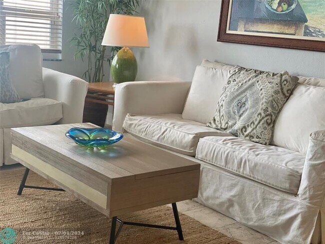 Building Photo - 6000 N Ocean Blvd