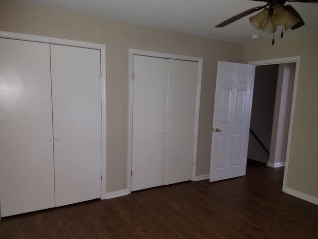 Building Photo - 3624 Yarbrough Ave