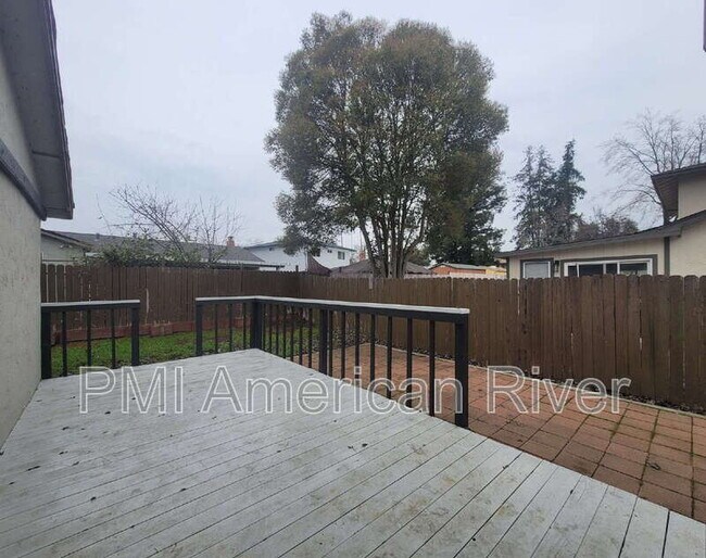 Building Photo - 4475 Silverton Way