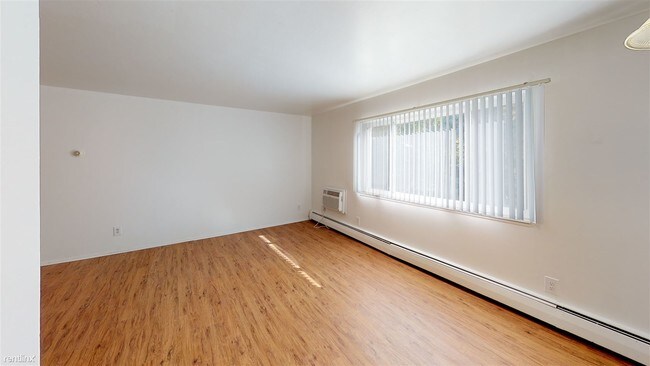 Building Photo - 1433 Leforge Rd