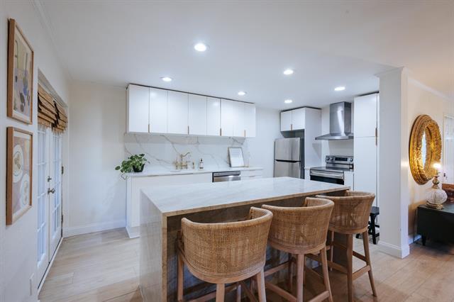 Building Photo - 5916 Birchbrook Dr