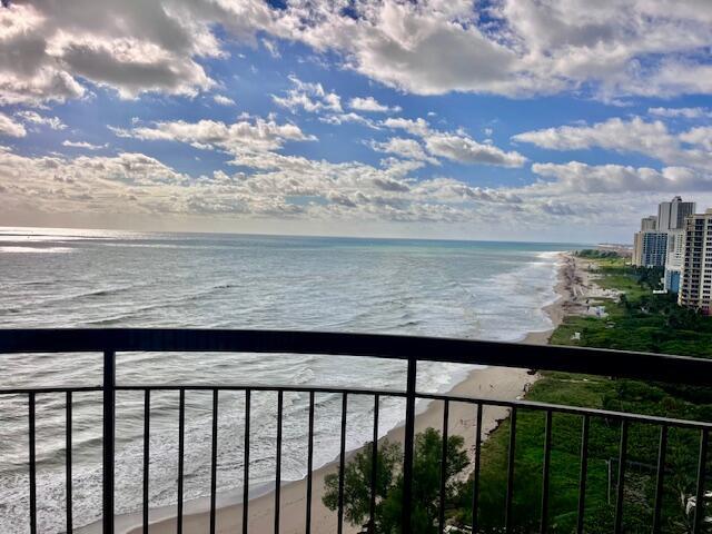 Building Photo - 4000 N Ocean Dr