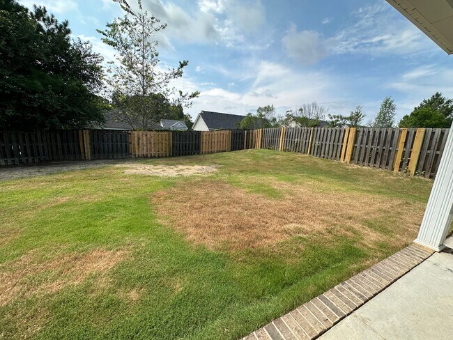 Building Photo - 913 Arbor Springs Cir