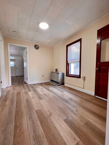 Building Photo - 50-52 Howard St