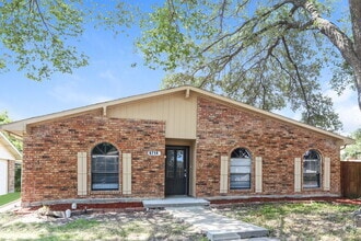 Building Photo - 8714 Miami Dr