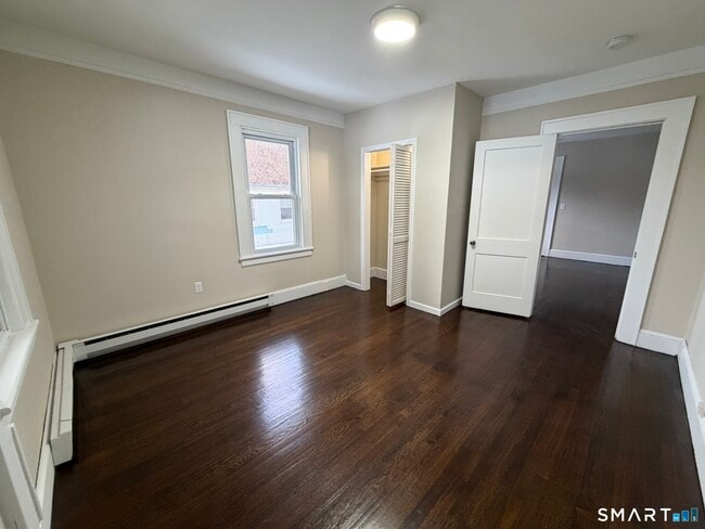 Building Photo - 35 9th Ave