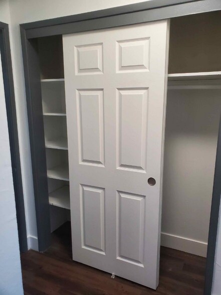 Building Photo - 617 S 9th St