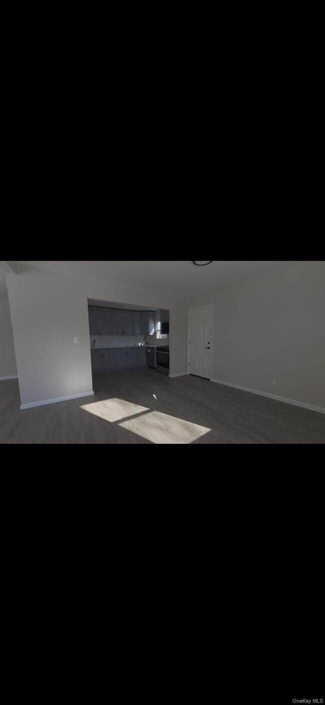 Building Photo - 183-19-183145 145th Ave