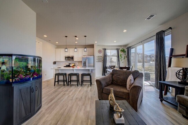 Building Photo - 8262 Buffalo Horn Dr