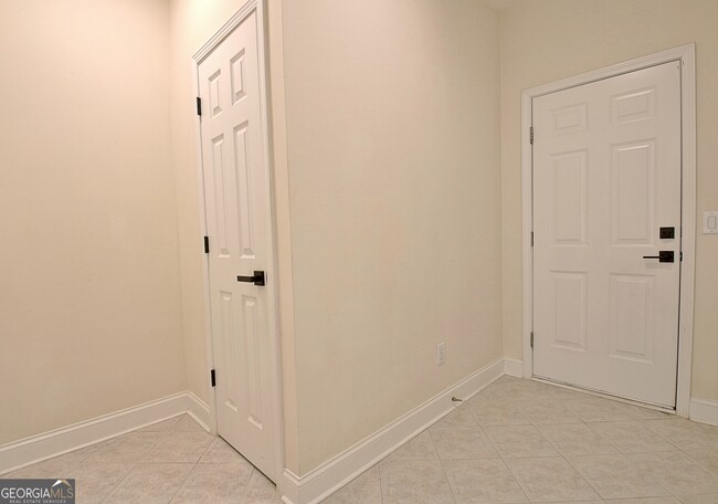 Building Photo - 110 Freeman Forest Dr